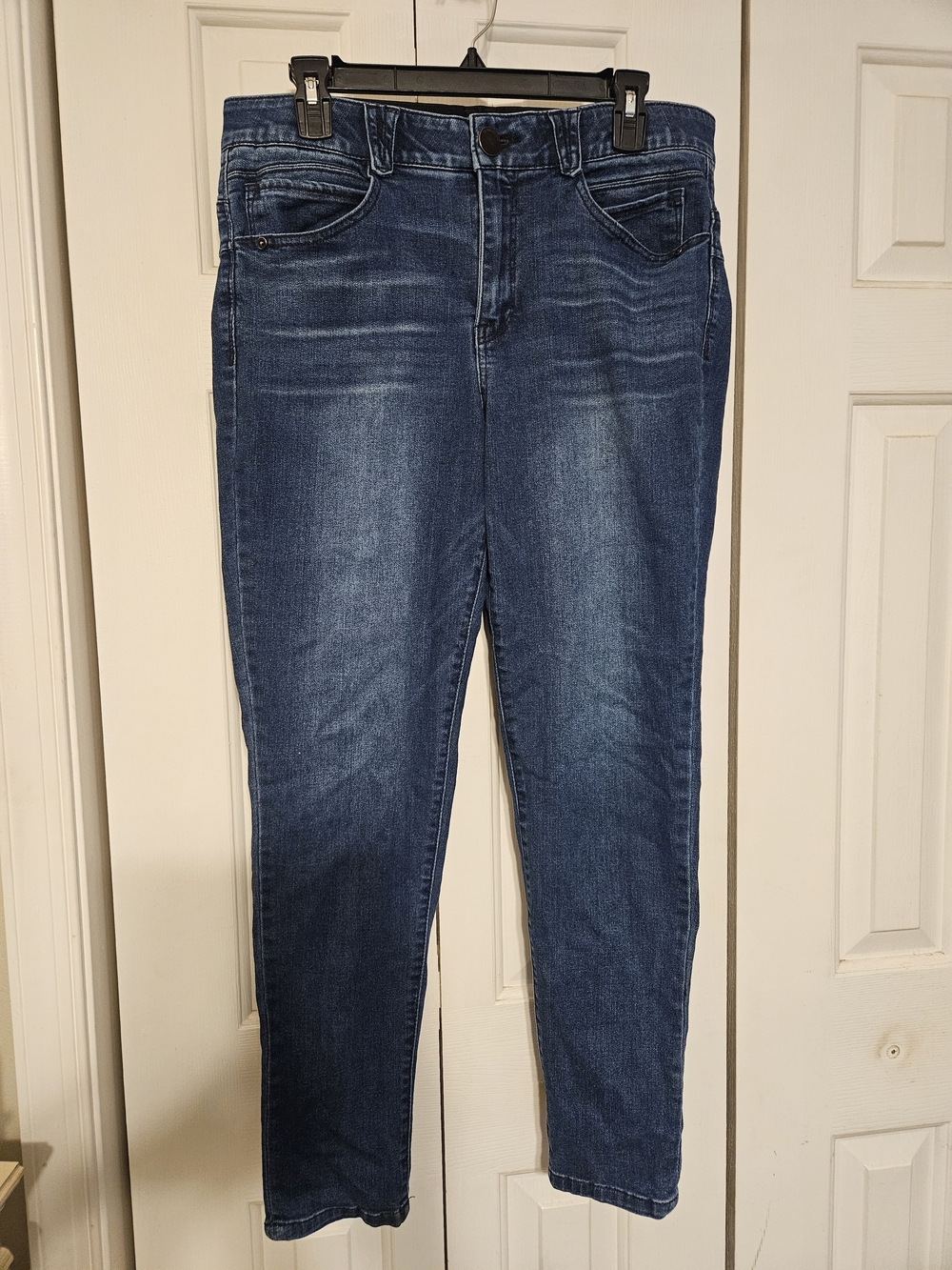 Democracy Skinny Jeans in Dark Blue Wash